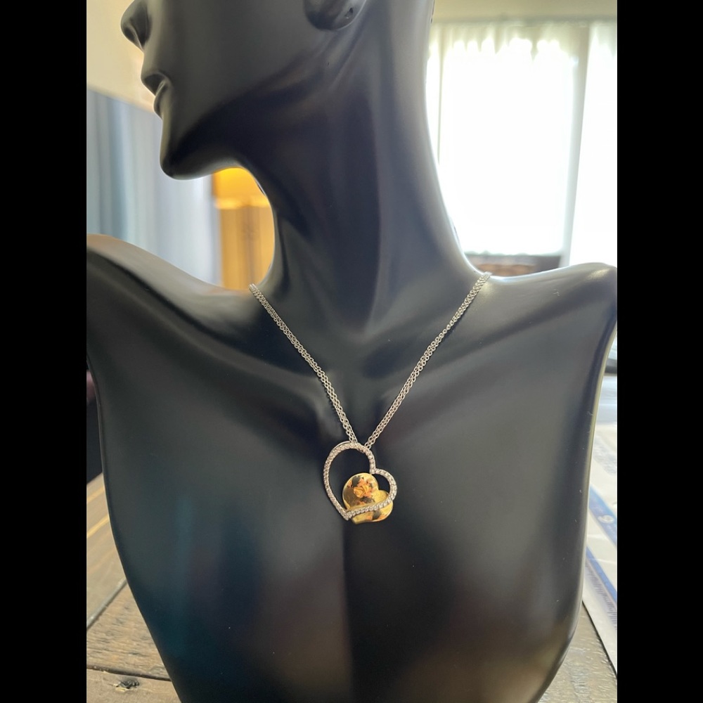 Japan White Gold 18k with diamonds